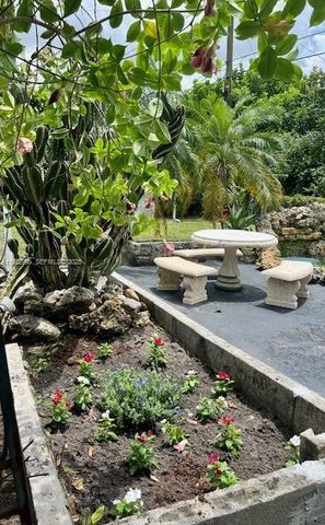 3711 SW 58th Ave 0, Davie, FL 33314