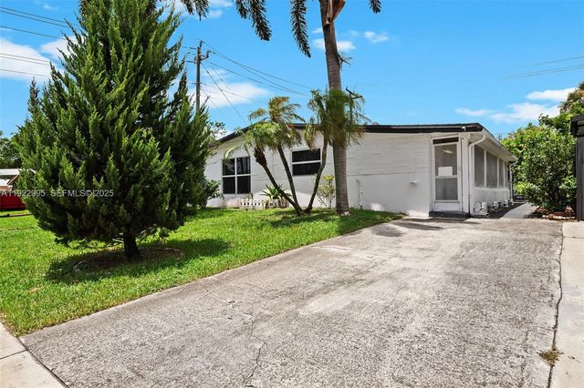 3711 SW 58th Ave 0, Davie, FL 33314
