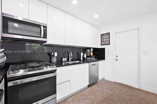 3711 SW 58th Ave 0, Davie, FL 33314