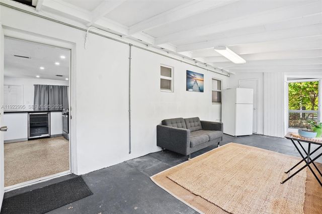 3711 SW 58th Ave 0, Davie, FL 33314