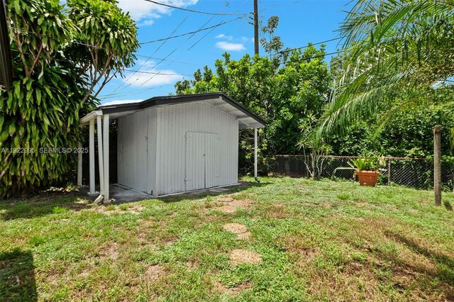 3711 SW 58th Ave 0, Davie, FL 33314
