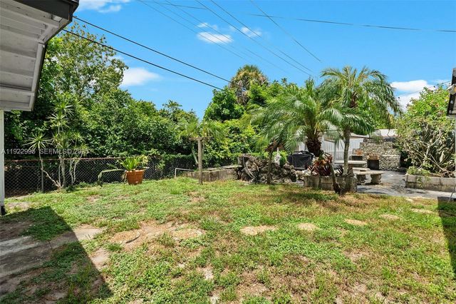 3711 SW 58th Ave 0, Davie, FL 33314