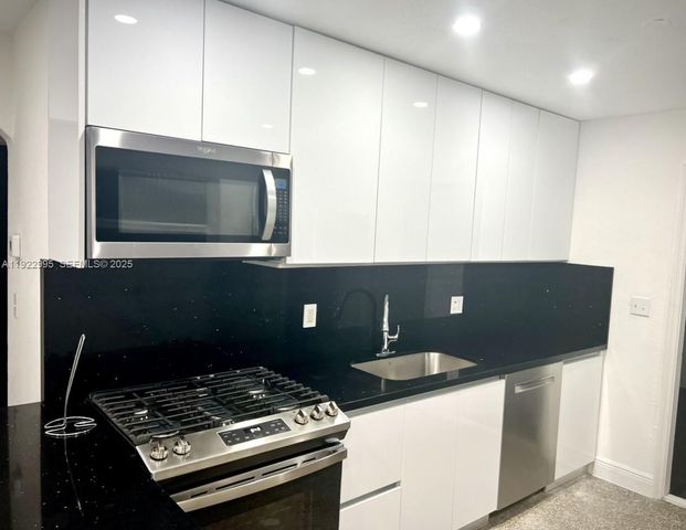 3711 SW 58th Ave 0, Davie, FL 33314