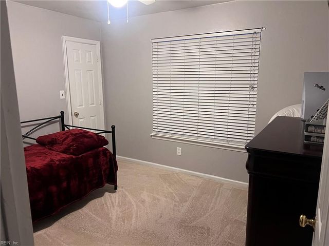 100 Hillside AVE, Suffolk, VA 23434