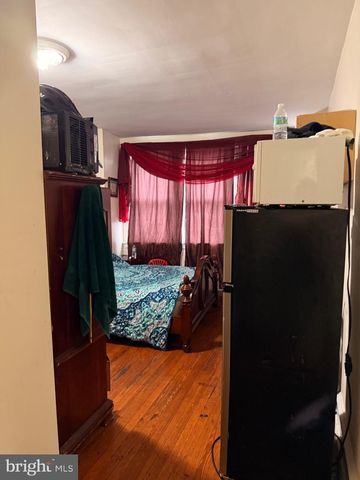 86 N YORK RD, Willow Grove, PA 19090