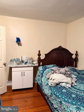 86 N YORK RD, Willow Grove, PA 19090