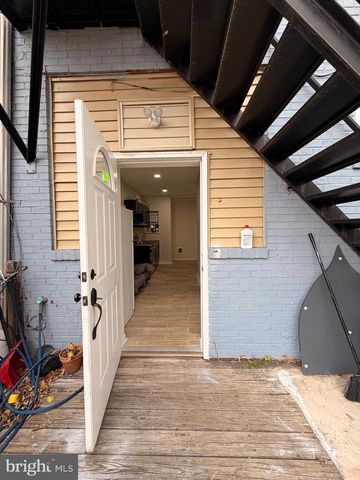 86 N YORK RD, Willow Grove, PA 19090