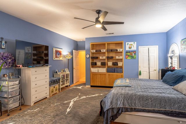 994 Colmore Ct, Galt, CA 95632