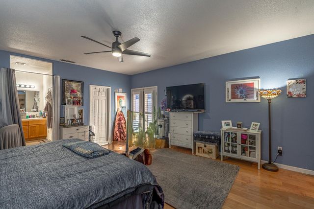 994 Colmore Ct, Galt, CA 95632