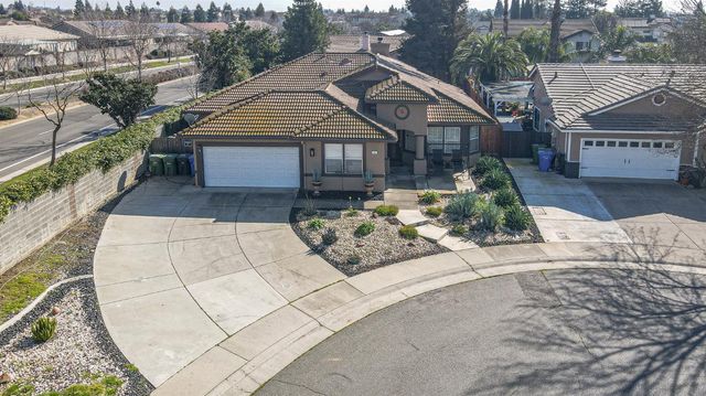 994 Colmore Ct, Galt, CA 95632