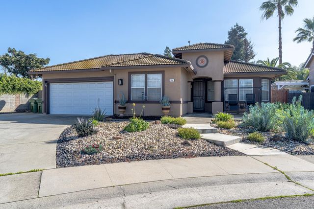 994 Colmore Ct, Galt, CA 95632