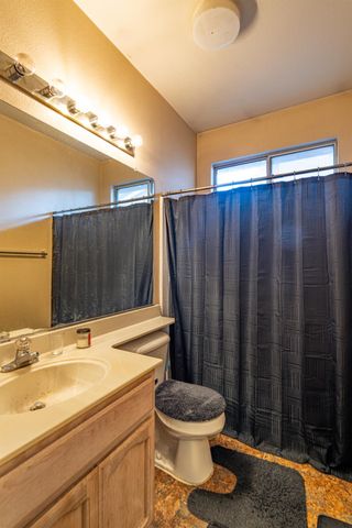 994 Colmore Ct, Galt, CA 95632