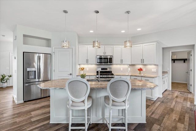 10129 Meandering Way, Verona, WI 53593