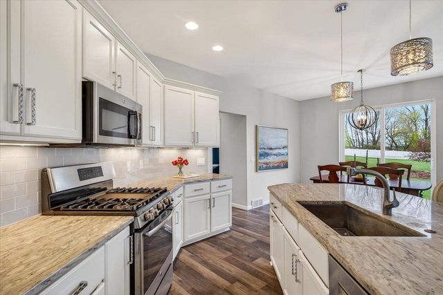 10129 Meandering Way, Verona, WI 53593