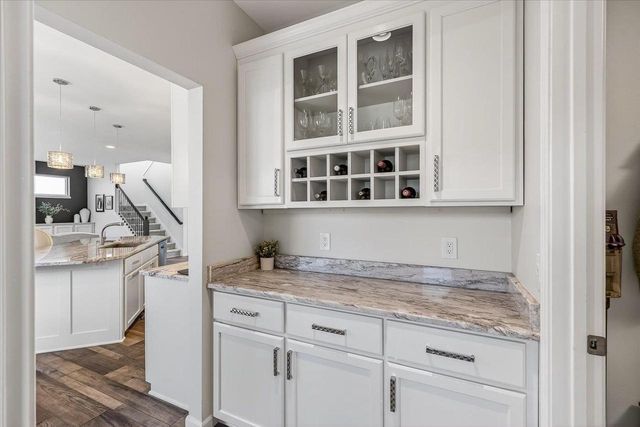 10129 Meandering Way, Verona, WI 53593
