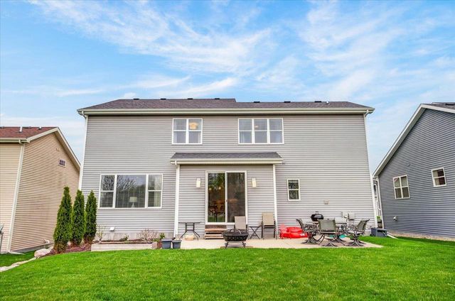 10129 Meandering Way, Verona, WI 53593
