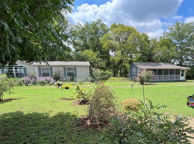 7715 E McElroy Road, Stillwater, OK 74075