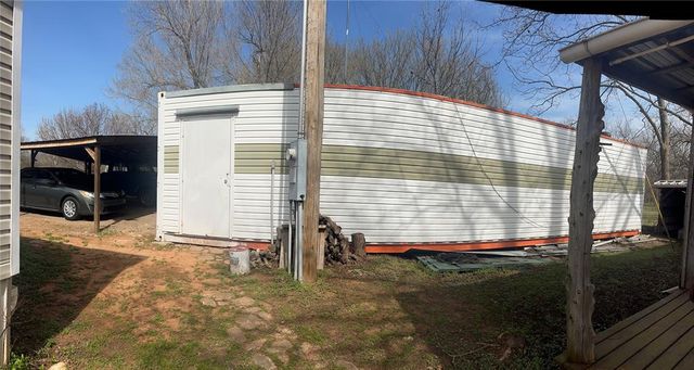 7715 E McElroy Road, Stillwater, OK 74075