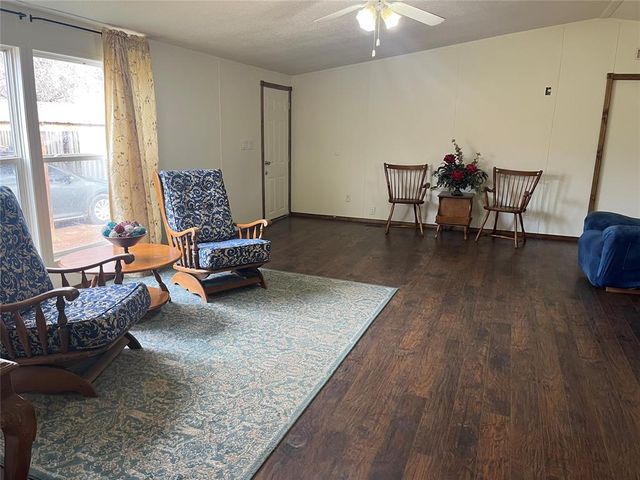 7715 E McElroy Road, Stillwater, OK 74075