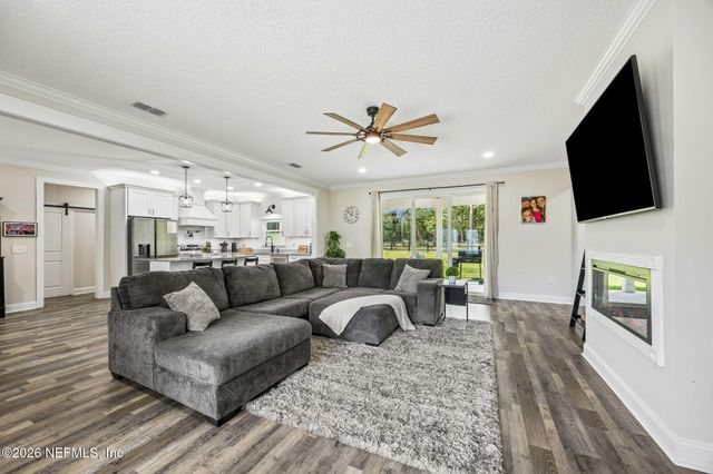 6141 CHARLIE ROWE Drive, Macclenny, FL 32063