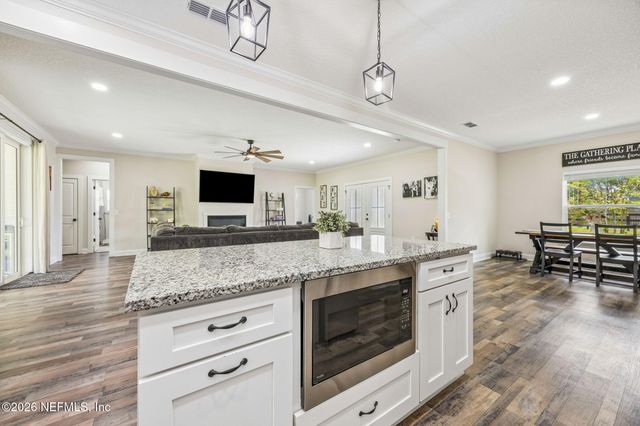 6141 CHARLIE ROWE Drive, Macclenny, FL 32063
