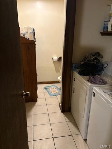 2824 E 24th Street, Granite City, IL 62040