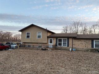 2824 E 24th Street, Granite City, IL 62040