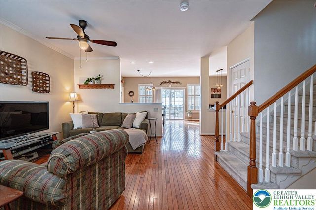 5238 Dartmouth Drive, Lower Macungie Twp, PA 18062