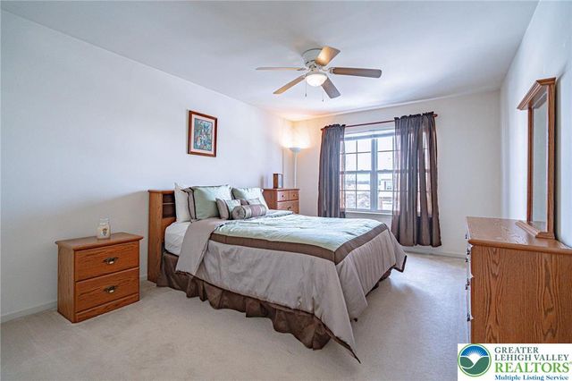 5238 Dartmouth Drive, Lower Macungie Twp, PA 18062