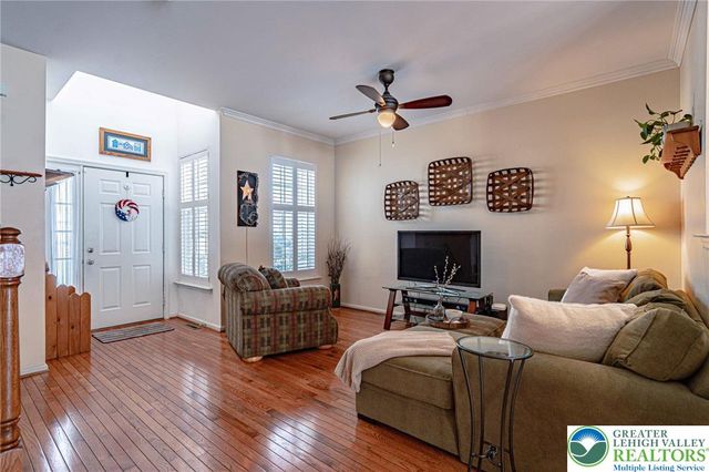 5238 Dartmouth Drive, Lower Macungie Twp, PA 18062