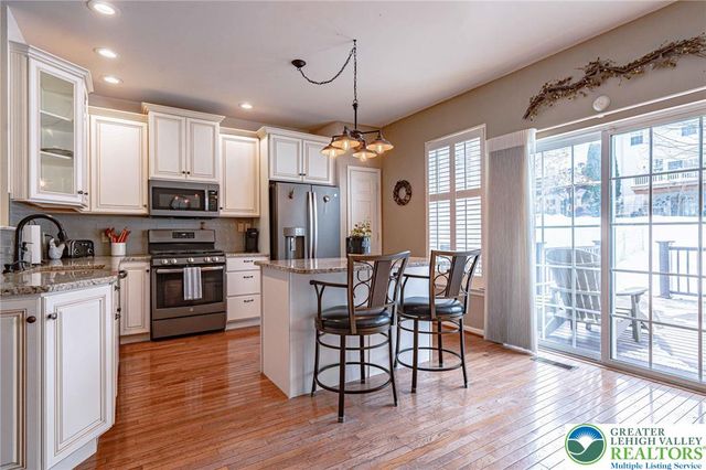 5238 Dartmouth Drive, Lower Macungie Twp, PA 18062