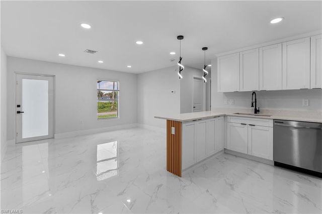731 Camilla ST E, Lehigh Acres, FL 33974