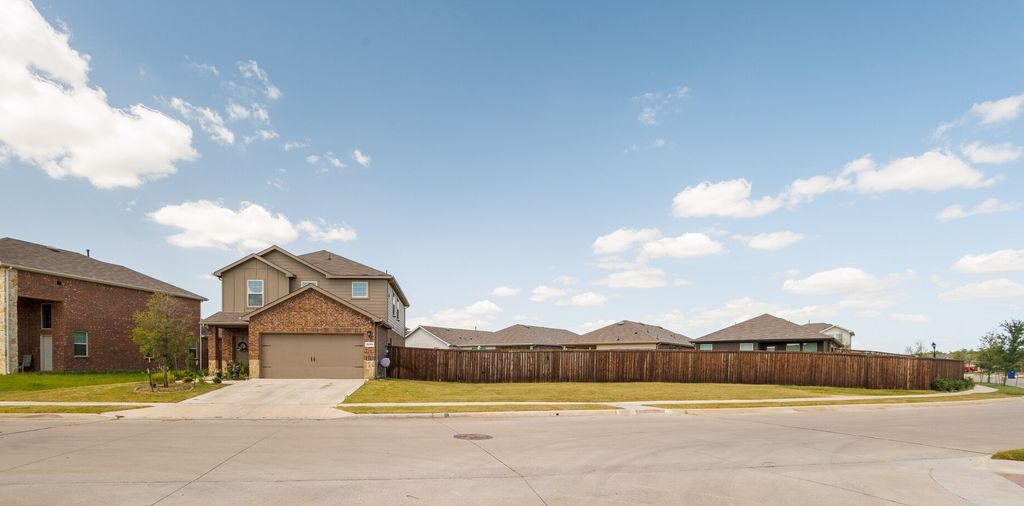 3539 Mildren Bend, Crandall, TX 75114