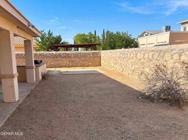 3648 AJA KOREN Place, El Paso, TX 79938
