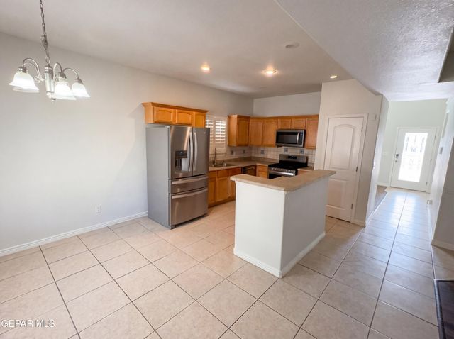 3648 AJA KOREN Place, El Paso, TX 79938