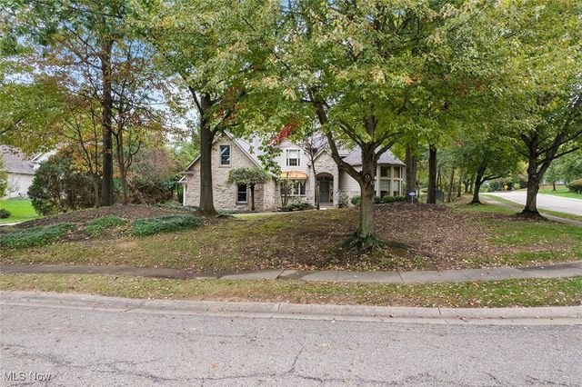 5412 Downingsgate Circle NW, Canton, OH 44718