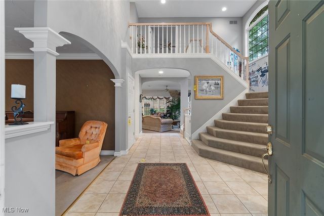 5412 Downingsgate Circle NW, Canton, OH 44718