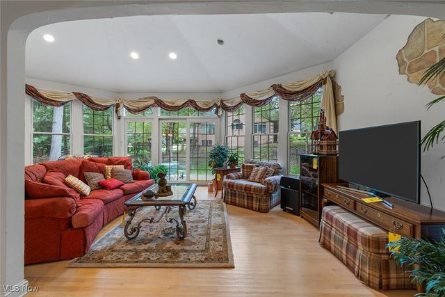 5412 Downingsgate Circle NW, Canton, OH 44718