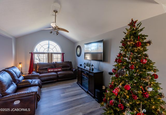 11247 DENA DRIVE, Holts Summit, MO 65043