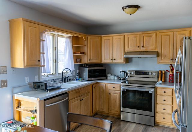 11247 DENA DRIVE, Holts Summit, MO 65043