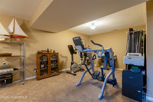 11247 DENA DRIVE, Holts Summit, MO 65043