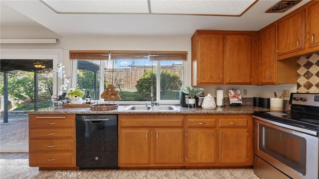 8237 Henshaw Circle, Buena Park, CA 90621