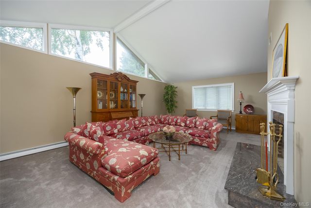 11 Potters Lane, Lagrangeville, NY 12540