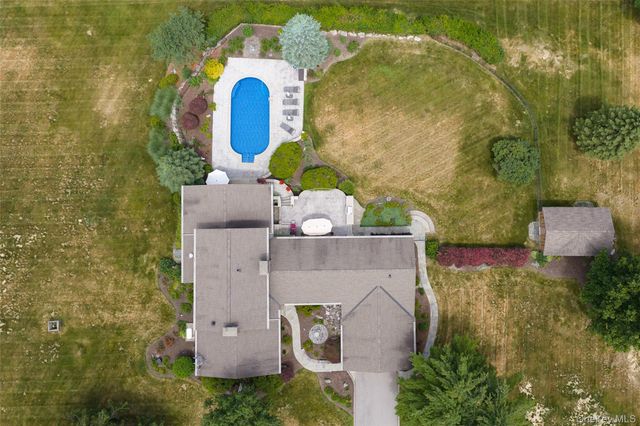 11 Potters Lane, Lagrangeville, NY 12540