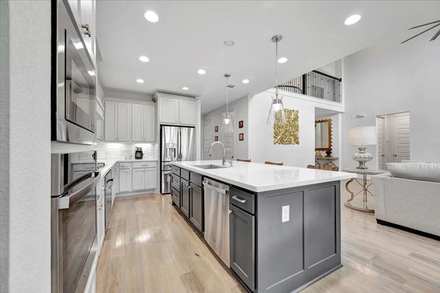 12218 Hickory Arroyo Drive, Humble, TX 77346