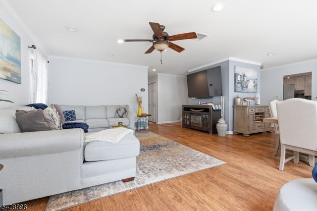 60 Fordham Dr, Aberdeen Twp., NJ 07747