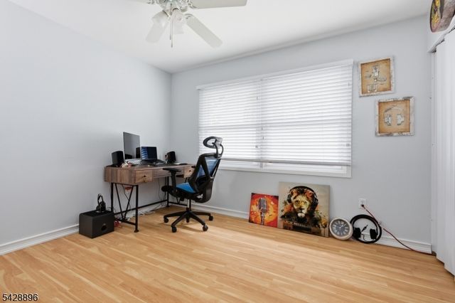 60 Fordham Dr, Aberdeen Twp., NJ 07747