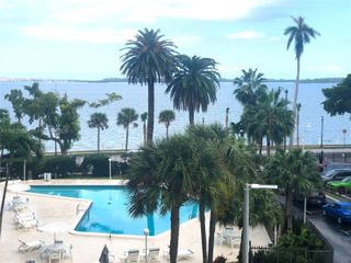 1408 Brickell Bay Dr 404, Miami, FL 33131