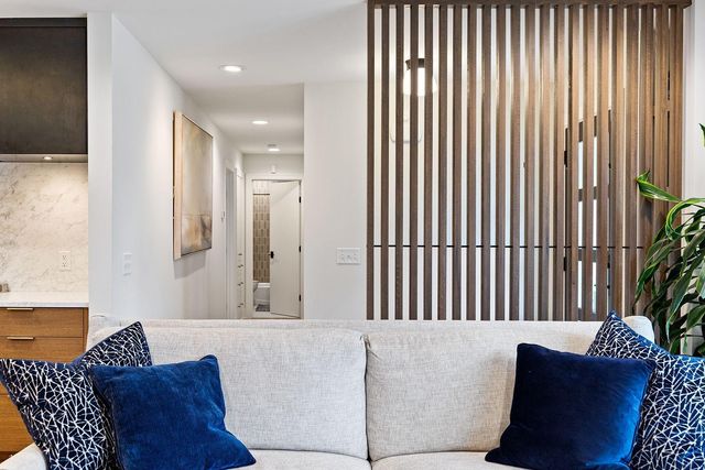 5029 W 56th Street, Edina, MN 55436