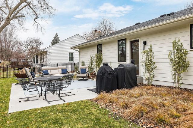 5029 W 56th Street, Edina, MN 55436